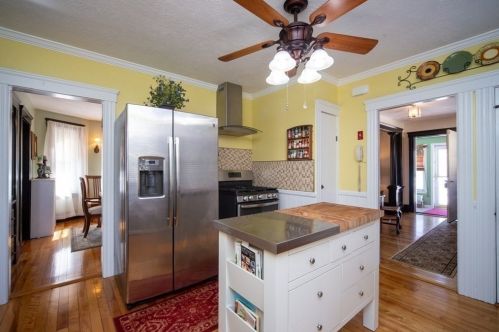 68 Eunice Ave, Worcester MA 01606-3132 exterior