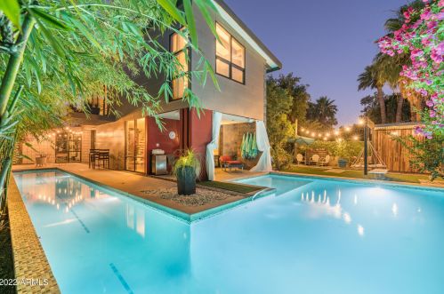 4028 45th St, Phoenix AZ 85044-6060 exterior