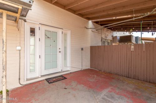 4610 71st Ln, Phoenix AZ  85033-1411 exterior