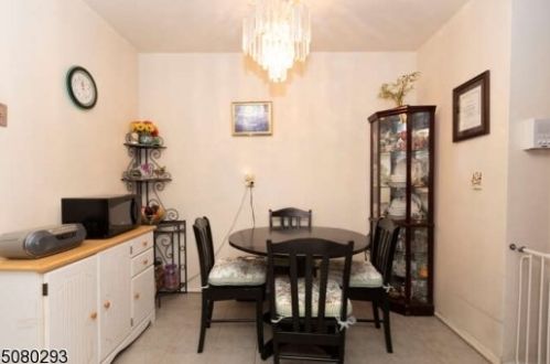 76 Frederick St, Belleville NJ 07109-1157 exterior