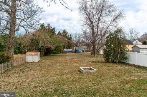 134 Mantua Blvd, West Deptford NJ 08051-1038 exterior