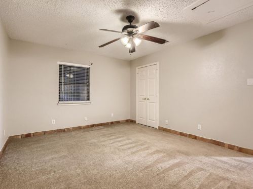 7032 Greenview Cir, Fort Worth TX 76120-1343 exterior