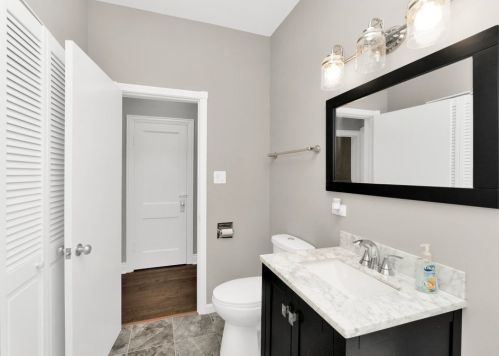 2227 East Ave, Forest View IL  60402-2433 exterior