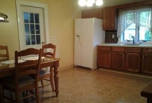 909 Salem St, Lynnfield MA  01940-1586 exterior