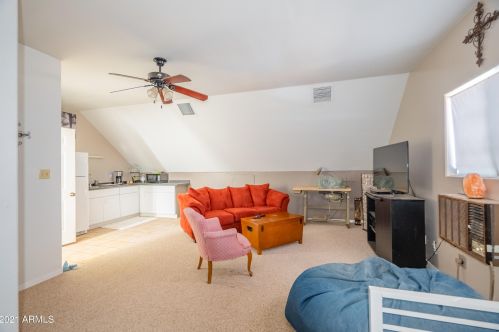 906 Carlise Rd, Phoenix AZ 85086-7479 exterior