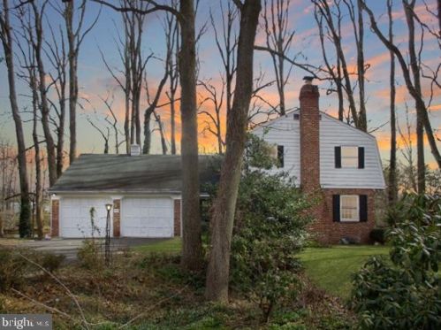 570 Hunter St, West Deptford, NJ 08096-2524