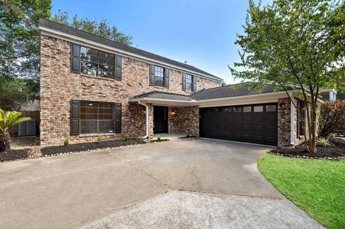 3806 Forest Village Dr, Humble, TX 77339-1881