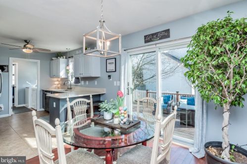 26 Sussex Dr, Carlisle PA 17013-1792 exterior