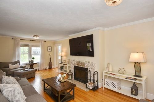 24 Copley Rd, Worcester, MA 01602-2734