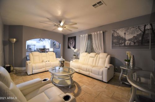 1932 Alta Vista Rd, Phoenix AZ 85041-5443 exterior