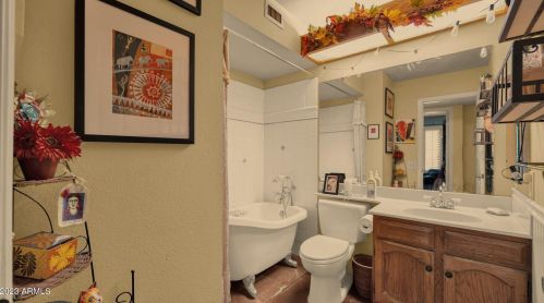 10438 45 Pl, Phoenix AZ 85050-8555 exterior