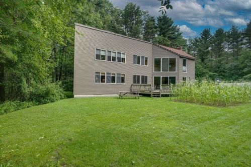 534 Lowell St, Carlisle, MA 01741-1312