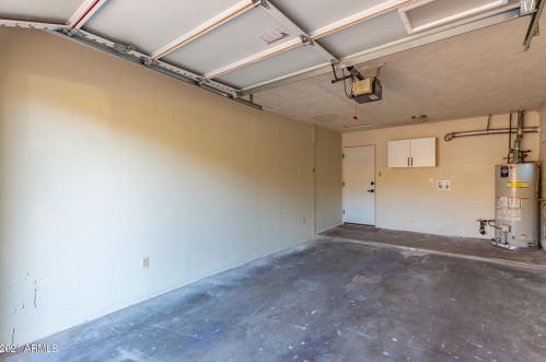 1427 El Camino Dr, Phoenix AZ 85051-4626 exterior