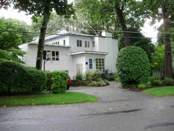 56 Varick Rd, Newton, MA 02468-1319