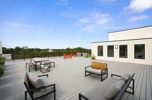 999 Hancock St, Quincy MA 02169-2101 exterior