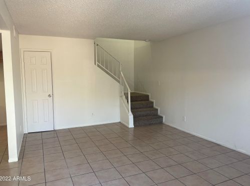 1427 53rd Ave, Phoenix AZ  85043-1752 exterior