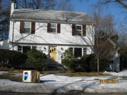 70 Boulder Rd, Newton, MA 02459-2653