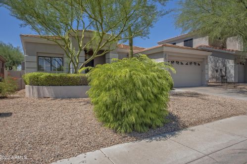 22420 48th St, Phoenix AZ  85054-6192 exterior