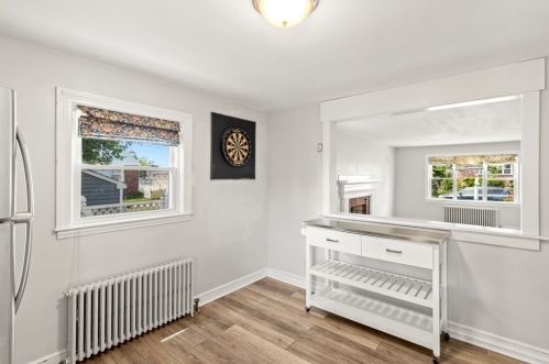 11 Grace Rd, Quincy MA 02169-3922 exterior