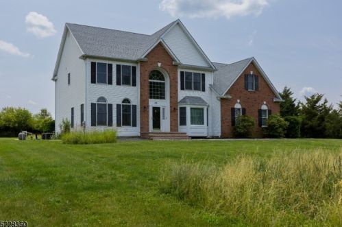 48 Rick Rd, Milford, NJ 08848-2110