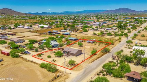 34826 3rd Ave, Phoenix AZ 85023-3640 exterior