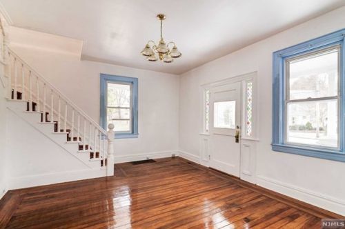 133 Grant Ave, Cresskill NJ 07626-1203 exterior