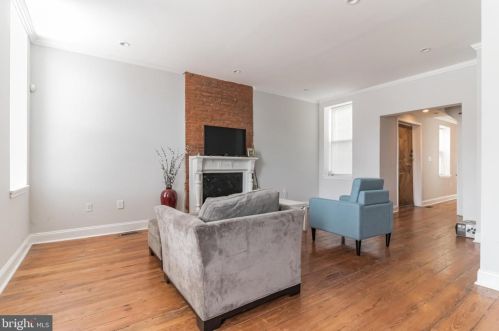 963 6th St, Philadelphia PA  19123-1405 exterior