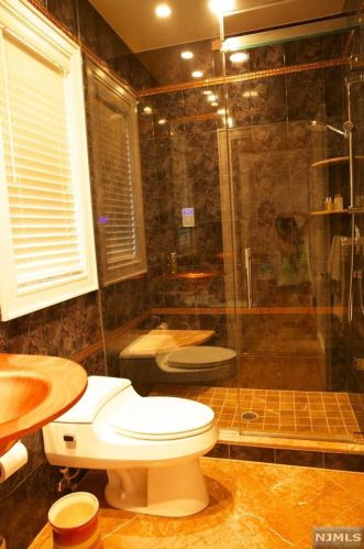 354 Madison Ave, Cresskill NJ 07626-1338 exterior