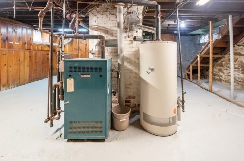 44 Beaconsfield Rd, Worcester MA 01602-1303 exterior