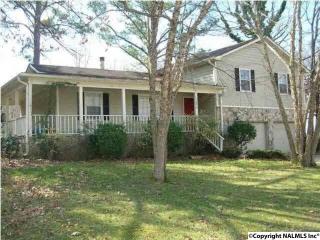 1210 Morrow Dr, Huntsville AL  35803-2438 exterior