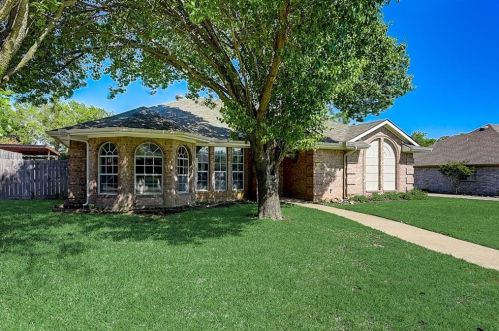 6206 Coral Ln, Garland TX 75048-3380 exterior