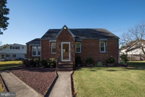 1913 Manhassett Ave, West Deptford, NJ 08096-4316