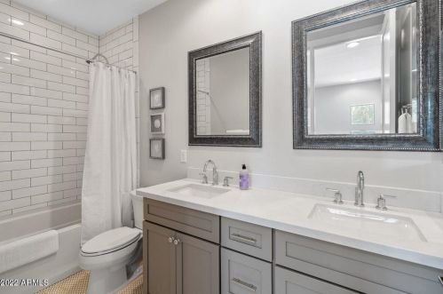 3404 25th St, Phoenix AZ  85016-7408 exterior