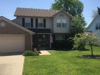 9502 Hunters Trail Ct, Louisville, KY 40228-2497