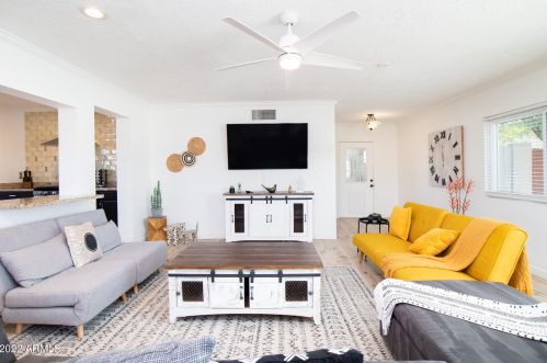 7747 13th St, Phoenix AZ  85020-4224 exterior