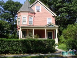 47 Central Ave, Newton, MA 02460-1710