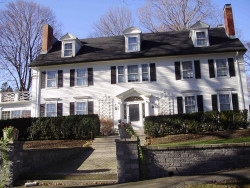 78 Farlow Rd, Newton, MA 02458-2439