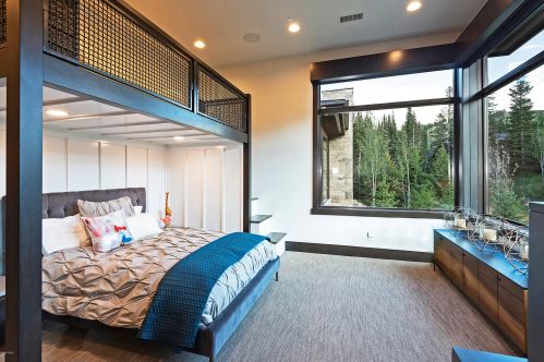 216 White Pne Cyn Rd, Park City UT 84060-6514 exterior