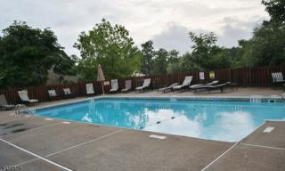 177 Falcon Ridge Way, Hardyston NJ  07419-1154 exterior