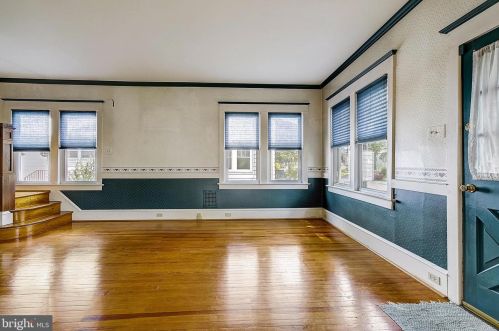 45 Lupton Ave, West Deptford, NJ 08096-5901