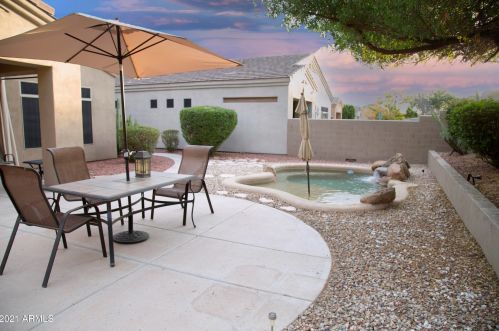 2219 Constance Way, Phoenix AZ 85042-7224 exterior