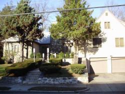 38 Hartman Rd, Newton, MA 02459-3060