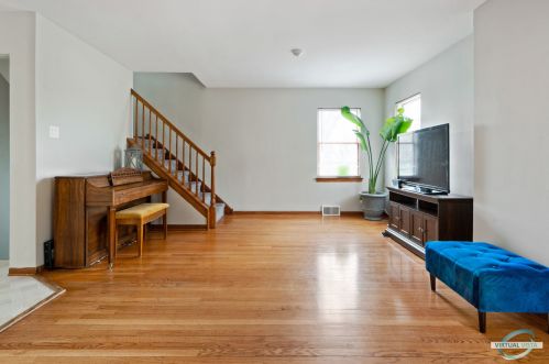 3944 Oak Park Ave, Forest View IL 60402-4168 exterior