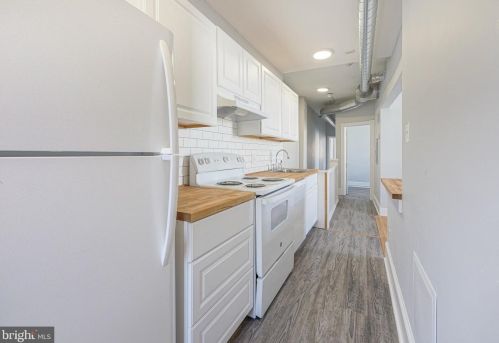 1815 20 St, Philadelphia PA 19145-2048 exterior