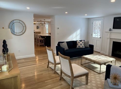 7 Queen Anne Ln, Hingham MA  02043-3904 exterior