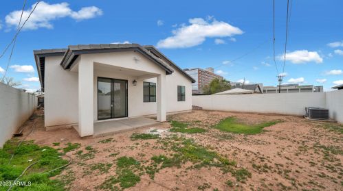 1018 25 St, Phoenix AZ exterior