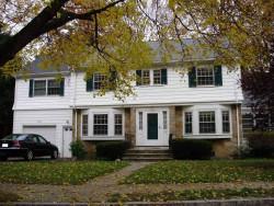 172 Kirkstall Rd, Newton, MA 02460-2441