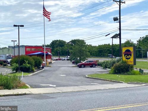 45 Elm Ave, West Deptford NJ 08051-1510 exterior