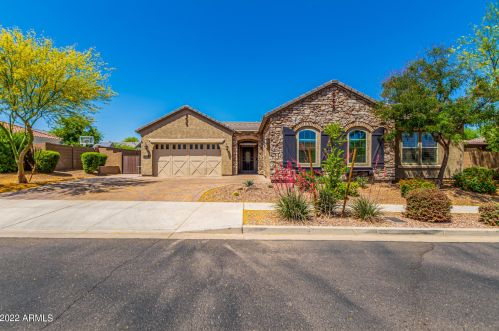 7814 29th Pl, Phoenix AZ  85042-7139 exterior