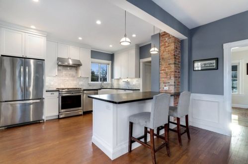 42 Lincoln St, Milton MA 02186-2005 exterior